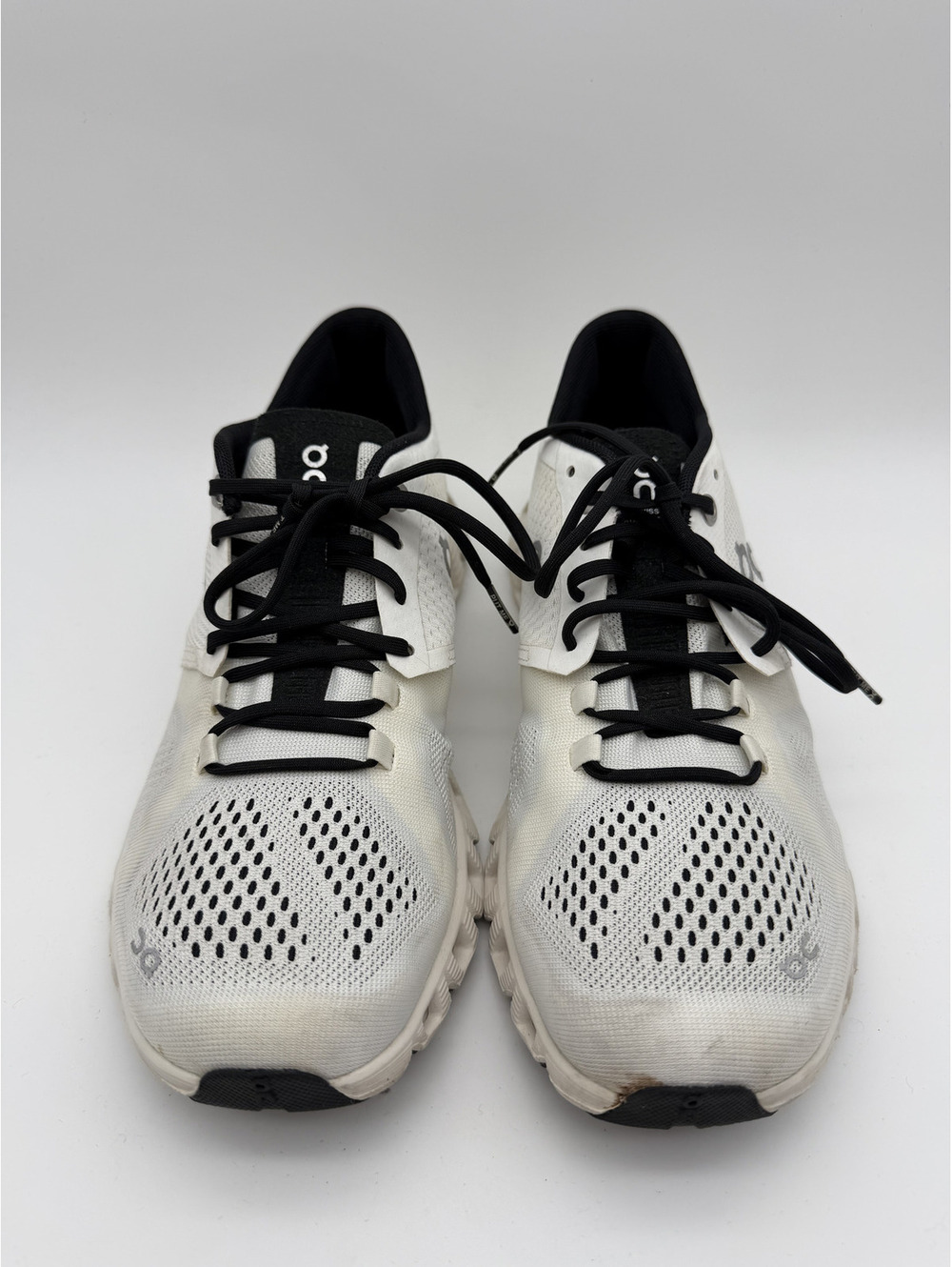On Running Cloud Women's Sneakers Size US 8 EUR 39 UK 6 White with Black Laces